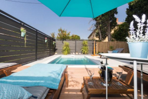 Cozy apartment RoMa with private swimming pool and garden